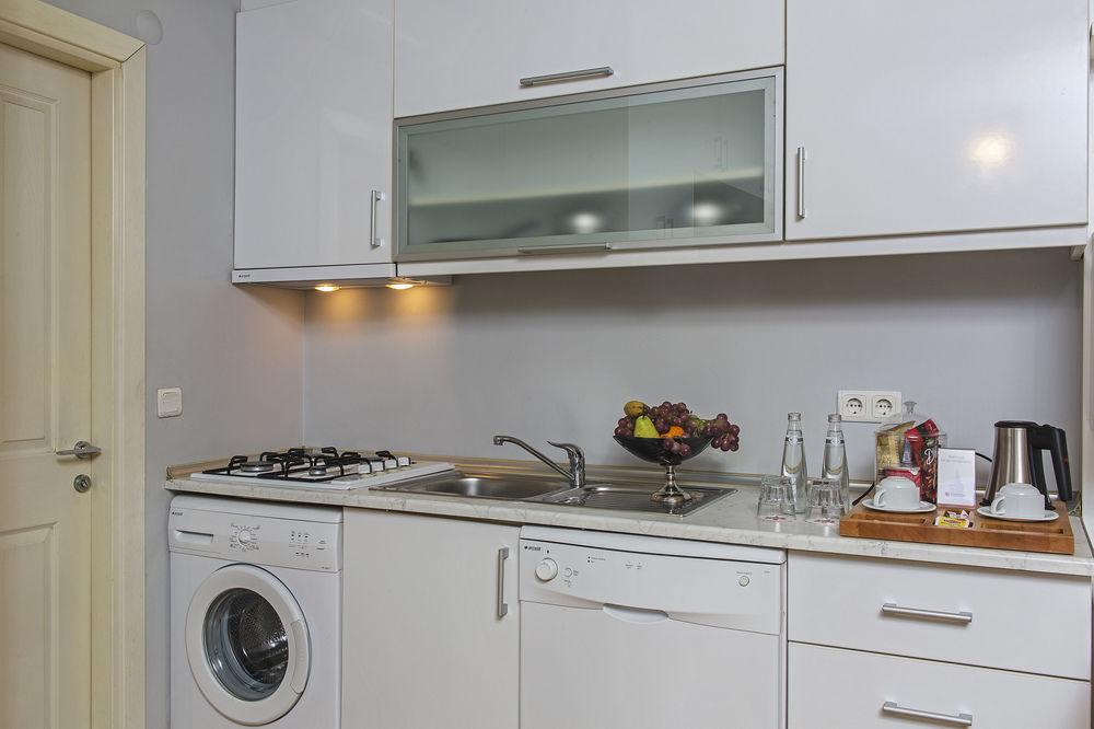 Апартаменти Meroddi Pera Flats *