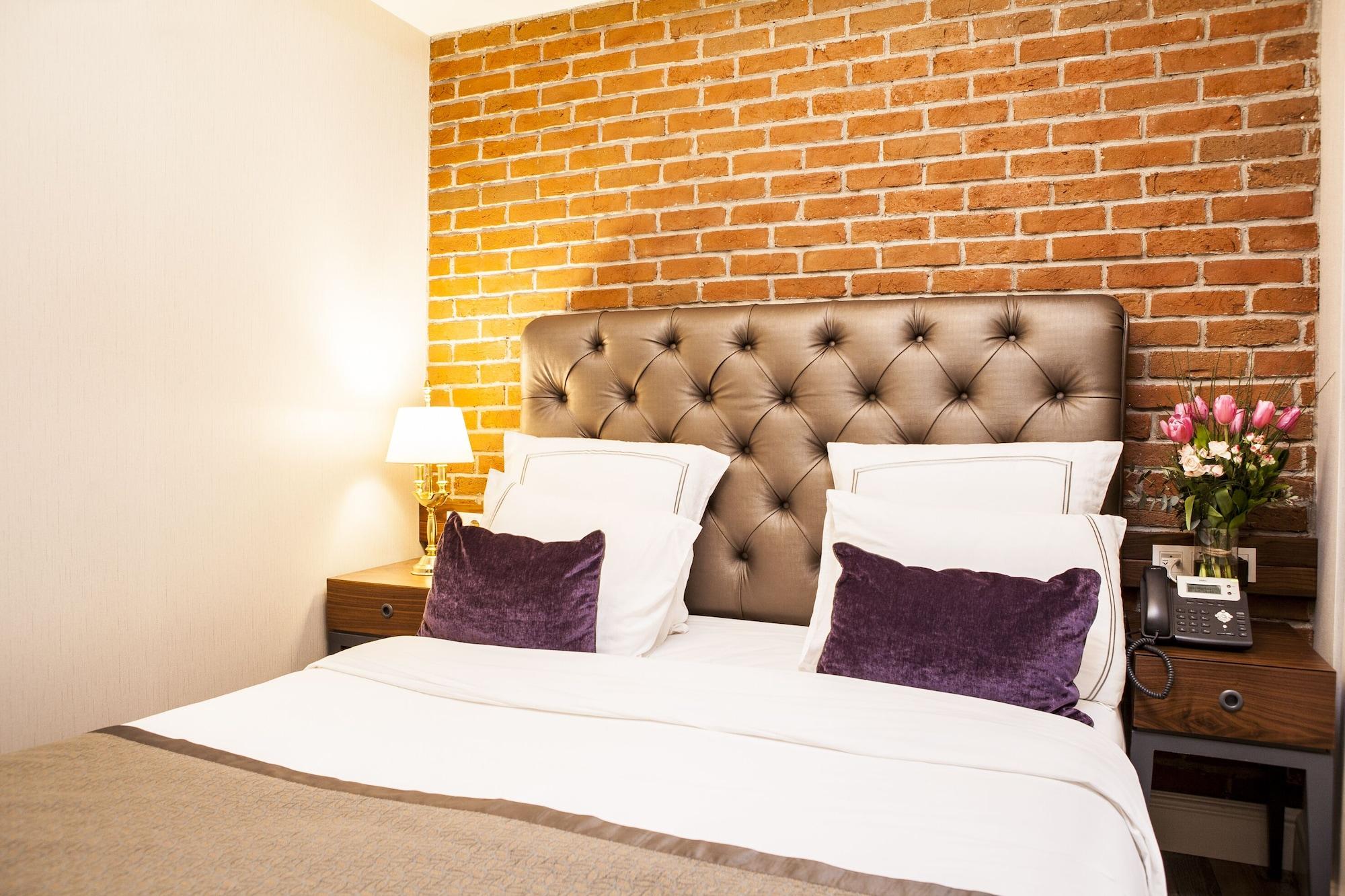 Апартаменти Meroddi Pera Flats